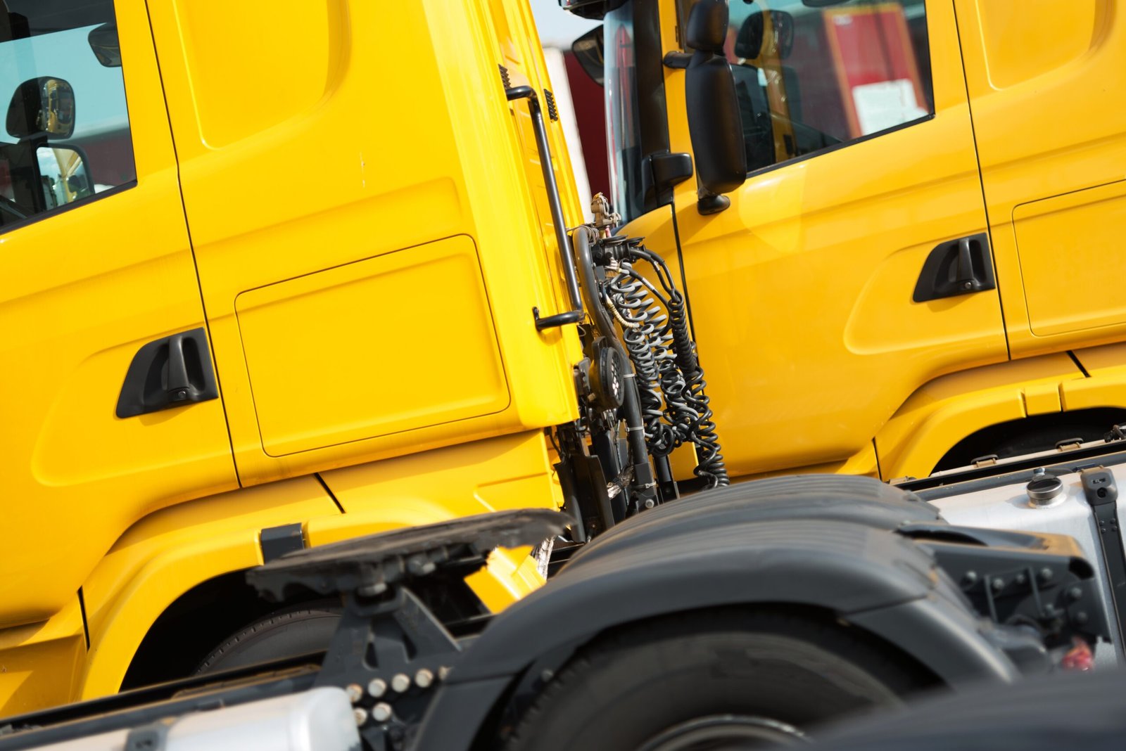 Semi truck on I-5 — improving fuel mileage in Tacoma, WA