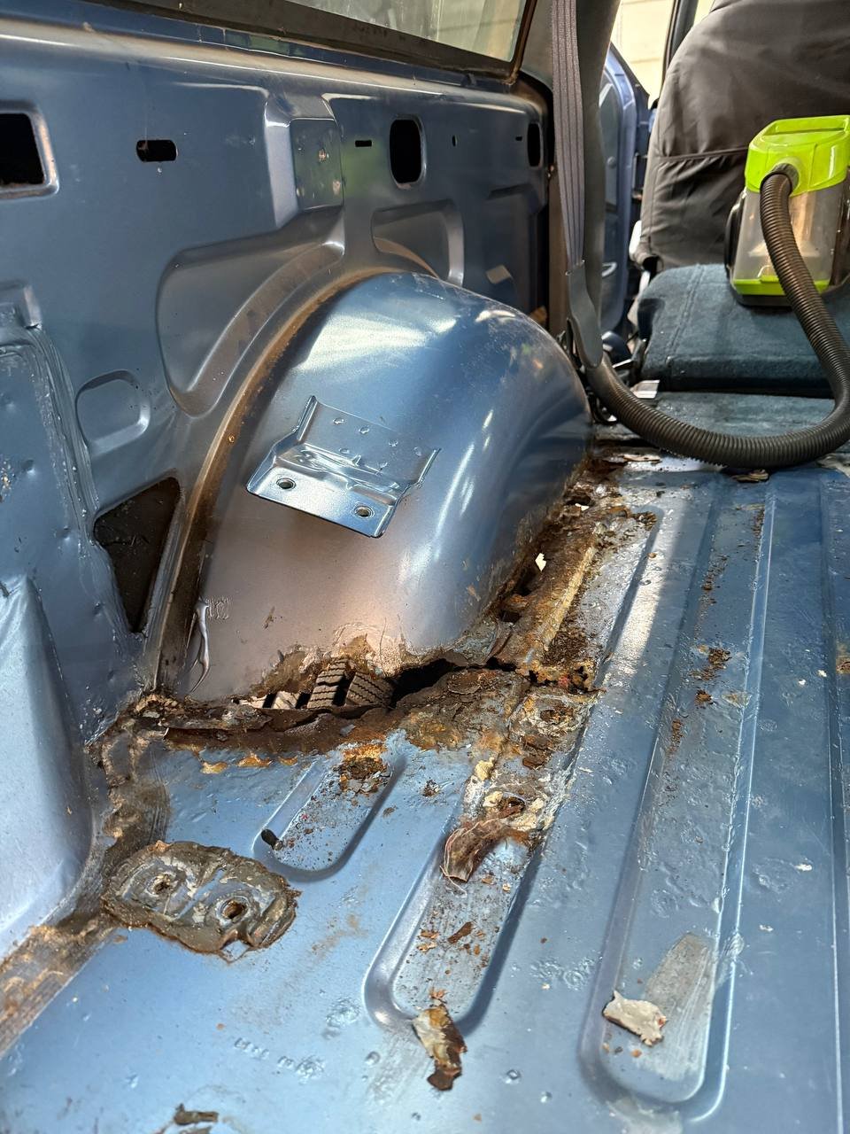 Semi-truck and trailer welding and frame repair in Tacoma, WA